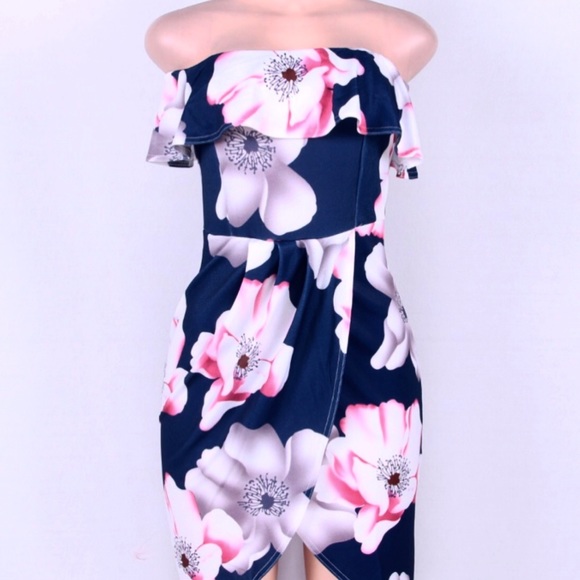 🚨Flash sale! Tallulah off-the-shoulder dress! - Picture 3 of 6